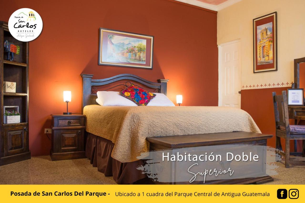 Posada De San Carlos Del Parque アンティグア・グアテマラ エクステリア 写真