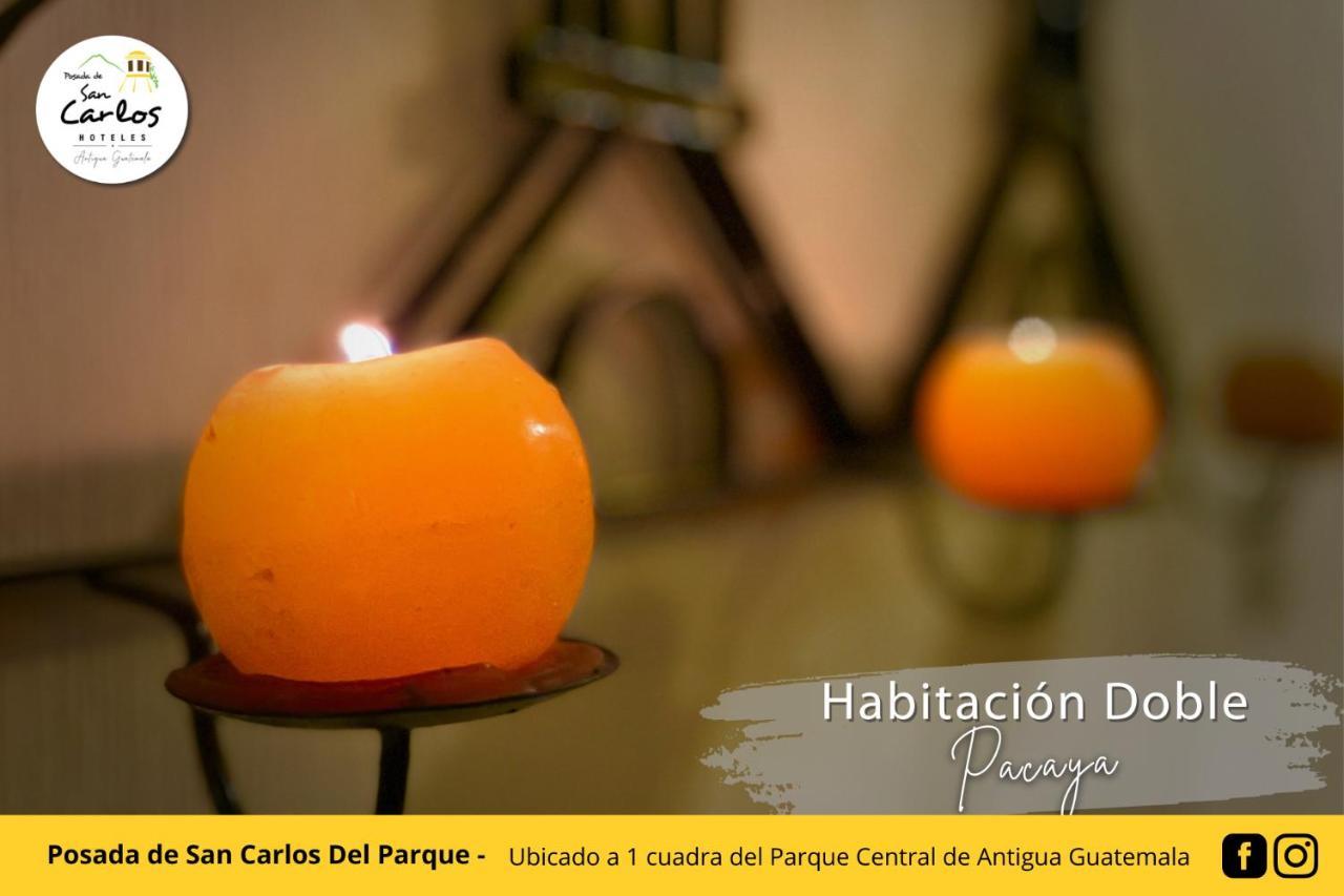 Posada De San Carlos Del Parque アンティグア・グアテマラ エクステリア 写真