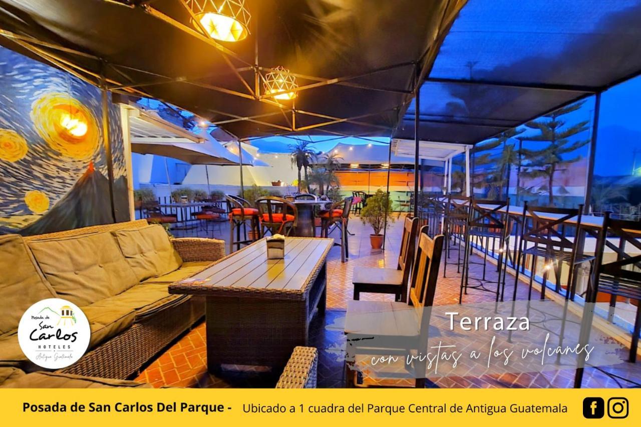 Posada De San Carlos Del Parque アンティグア・グアテマラ エクステリア 写真