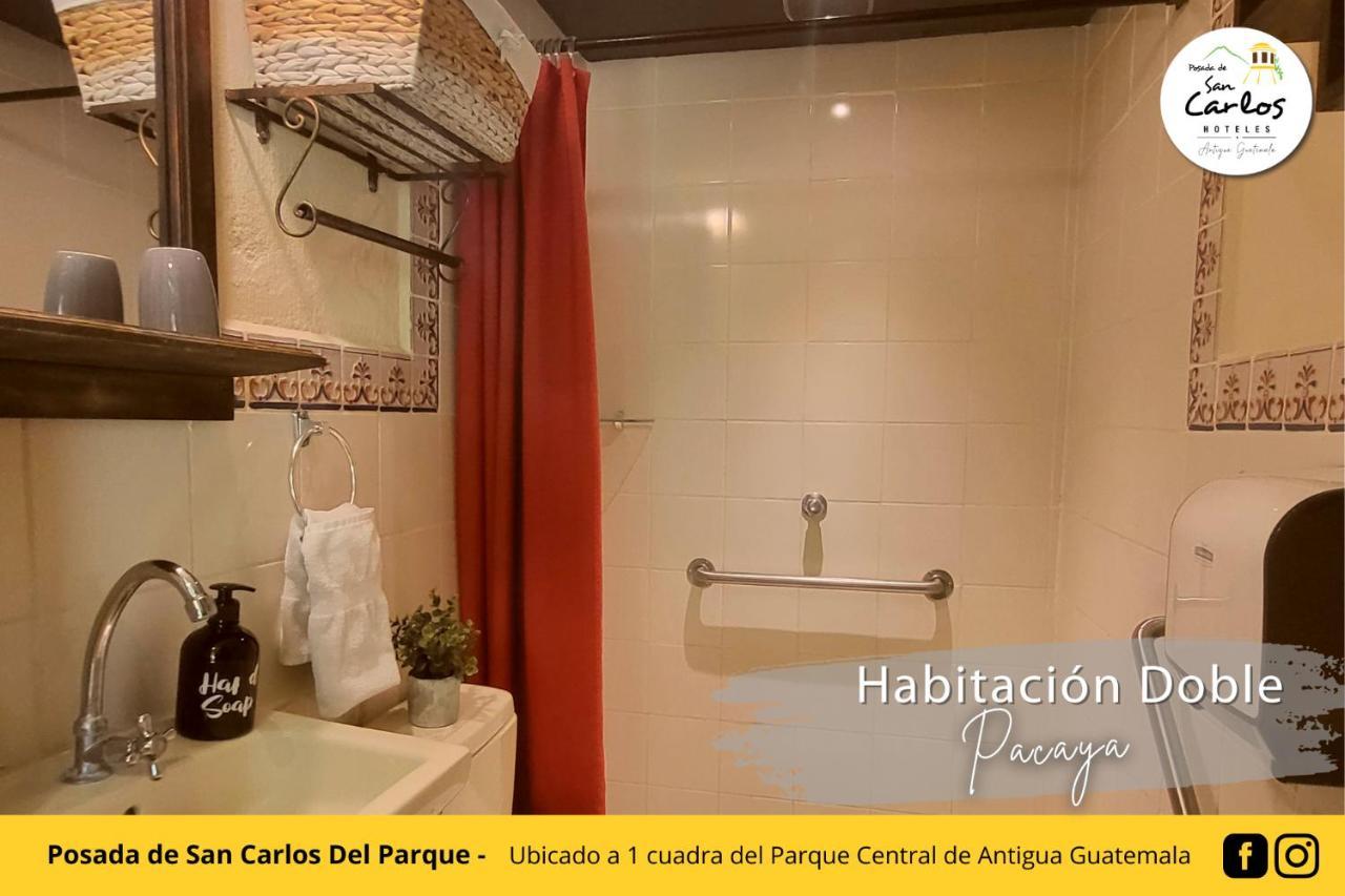Posada De San Carlos Del Parque アンティグア・グアテマラ エクステリア 写真